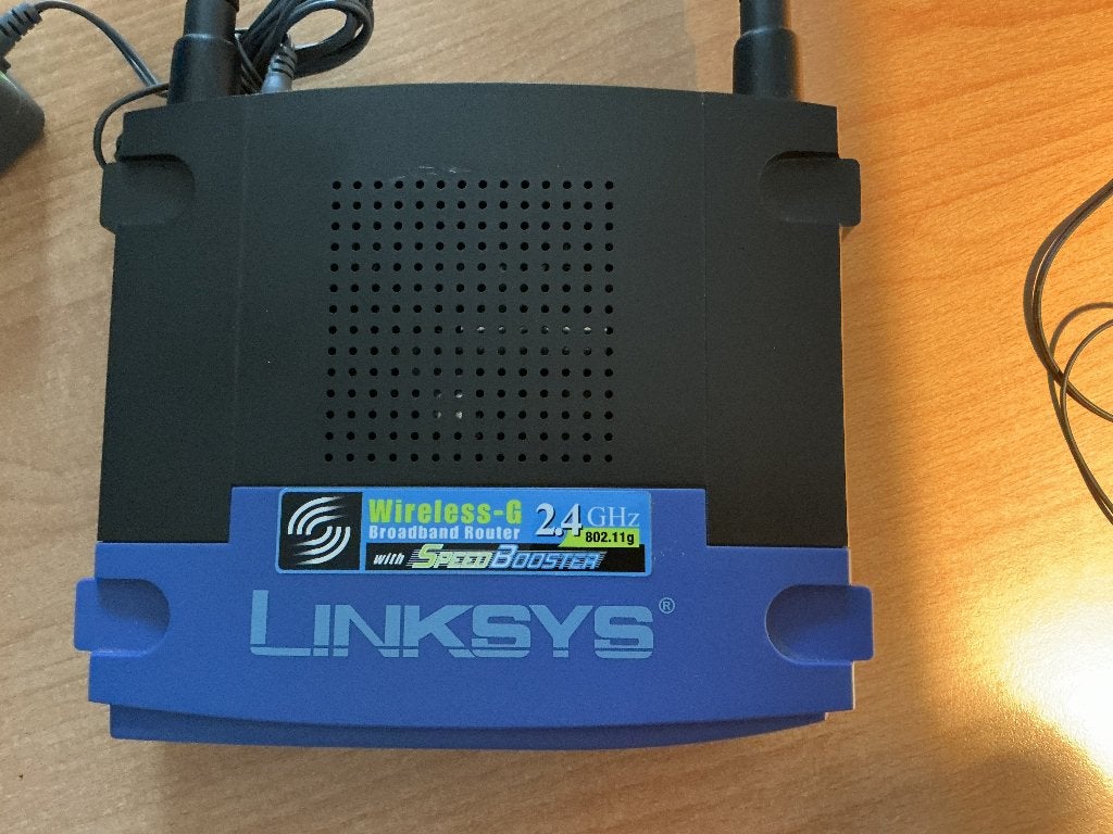 WRT54GS V7 - linksys wireless-G with 4 port switch, Ophalen, Gebruikt, Router, Linksys