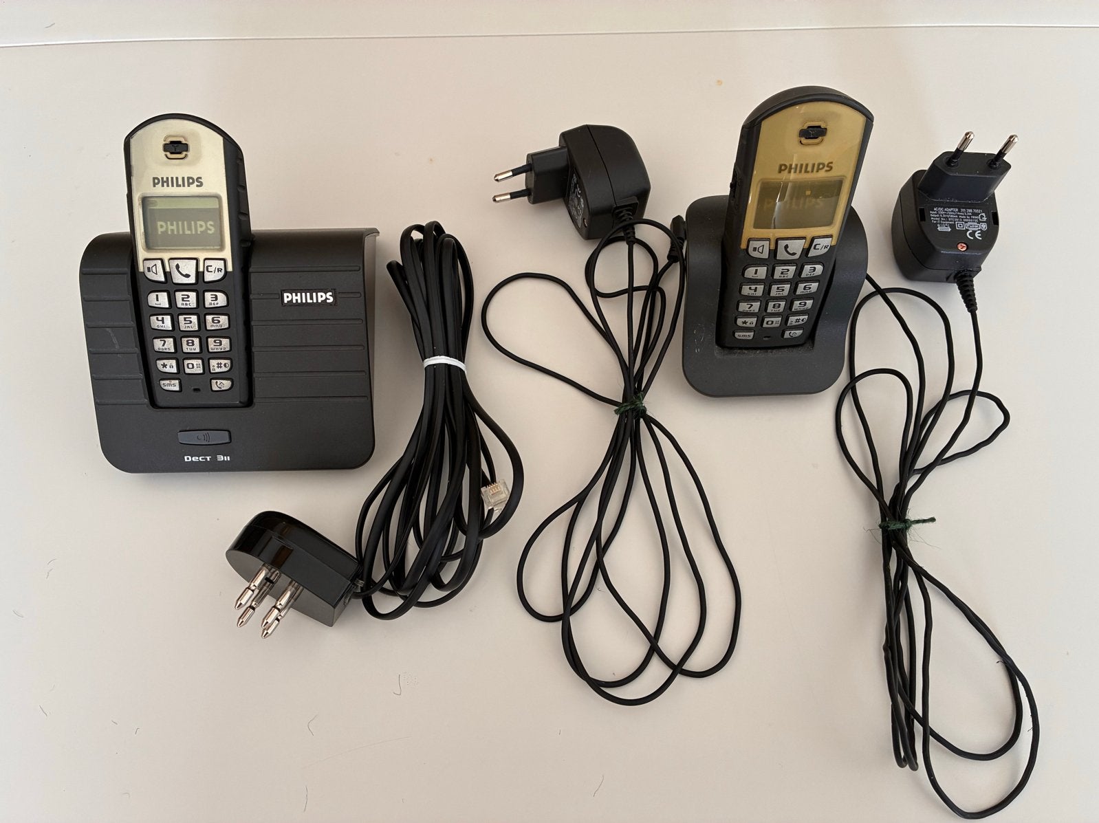 Philips Dect 311 - Complete set met 2 handsets, Telecommunicatie, Ophalen, Gebruikt, 2 handsets
