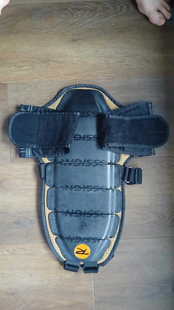 Rug beschermer - Rossignol - ski/skate- large, Sport en Fitness, Skeelers, Ophalen of Verzenden, Zo goed als nieuw, Bescherming