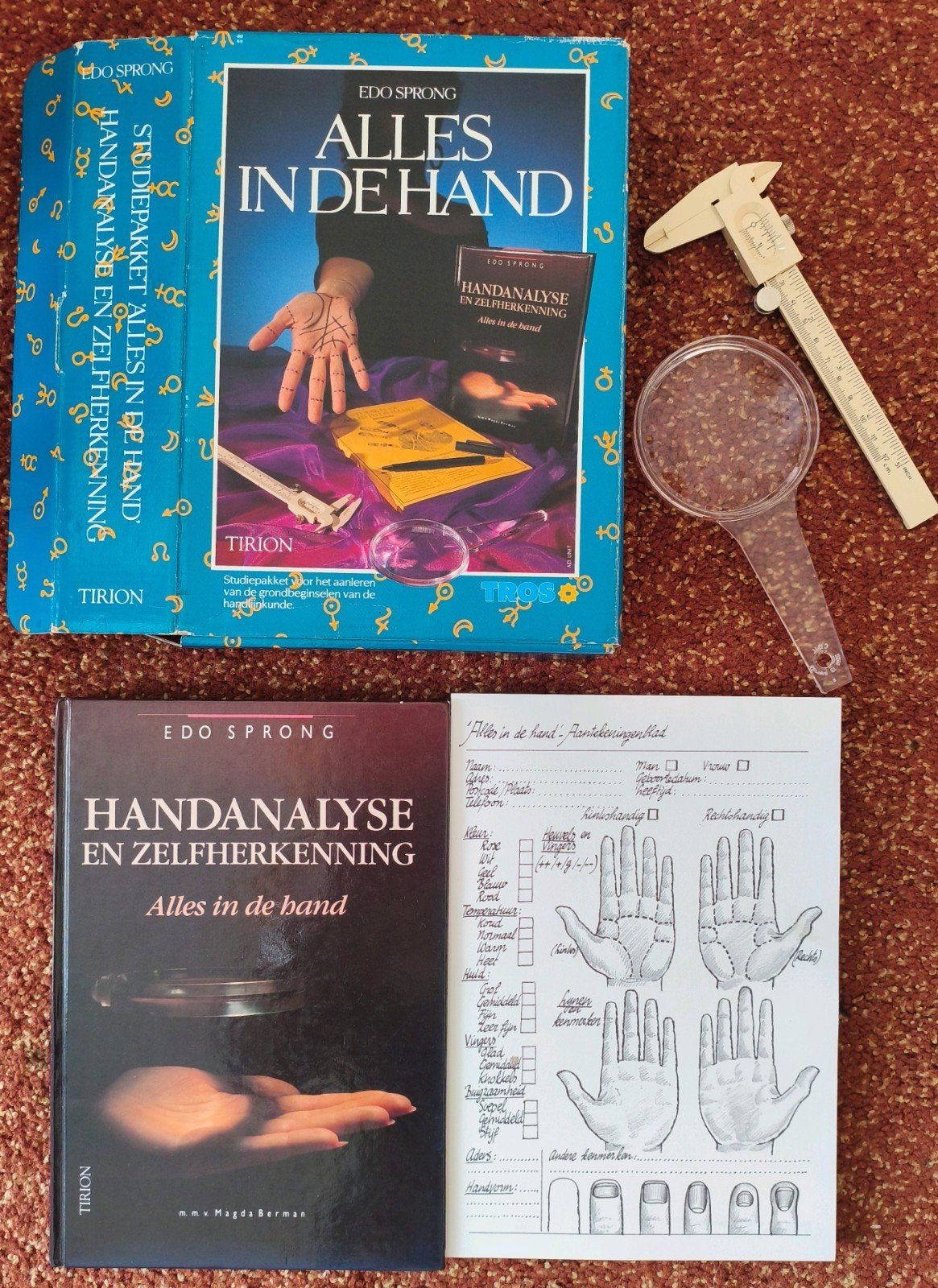 Hand analyse en zelf herkenning
Edo Sprong
Studiepakket "All, Boeken, Ophalen of Verzenden, Tarot of Kaarten leggen, Overige typen