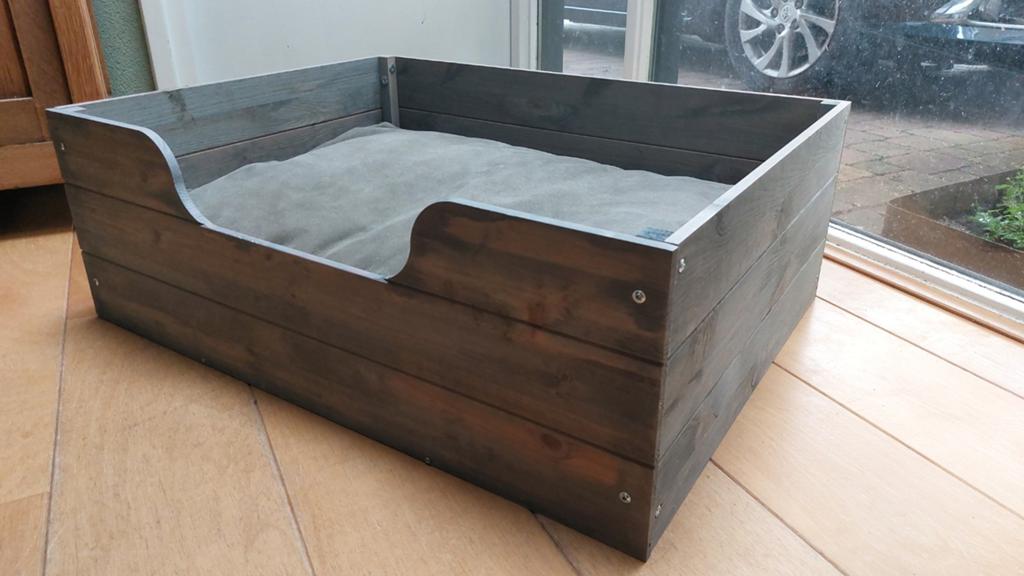 Houten hondenmand met kussen, Ophalen, Overige