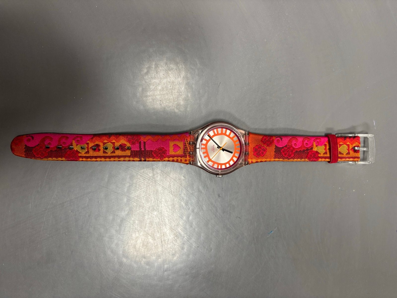 Swatch love layers horloge, Ophalen of Verzenden, Zo goed als nieuw, Polshorloge, Swatch