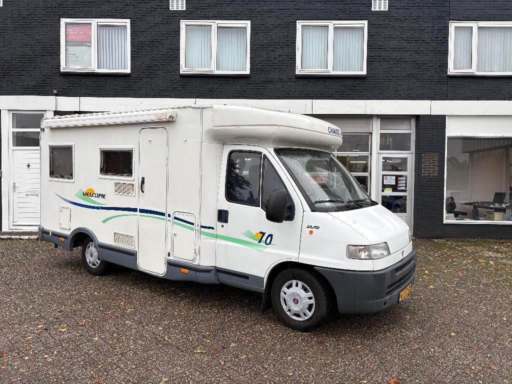 Chausson Welcome 70 2002 | Camera | Luifel | Fietsendrager, Caravans en Kamperen, Campers, Bedrijf, tot en met 4, Half-integraal
