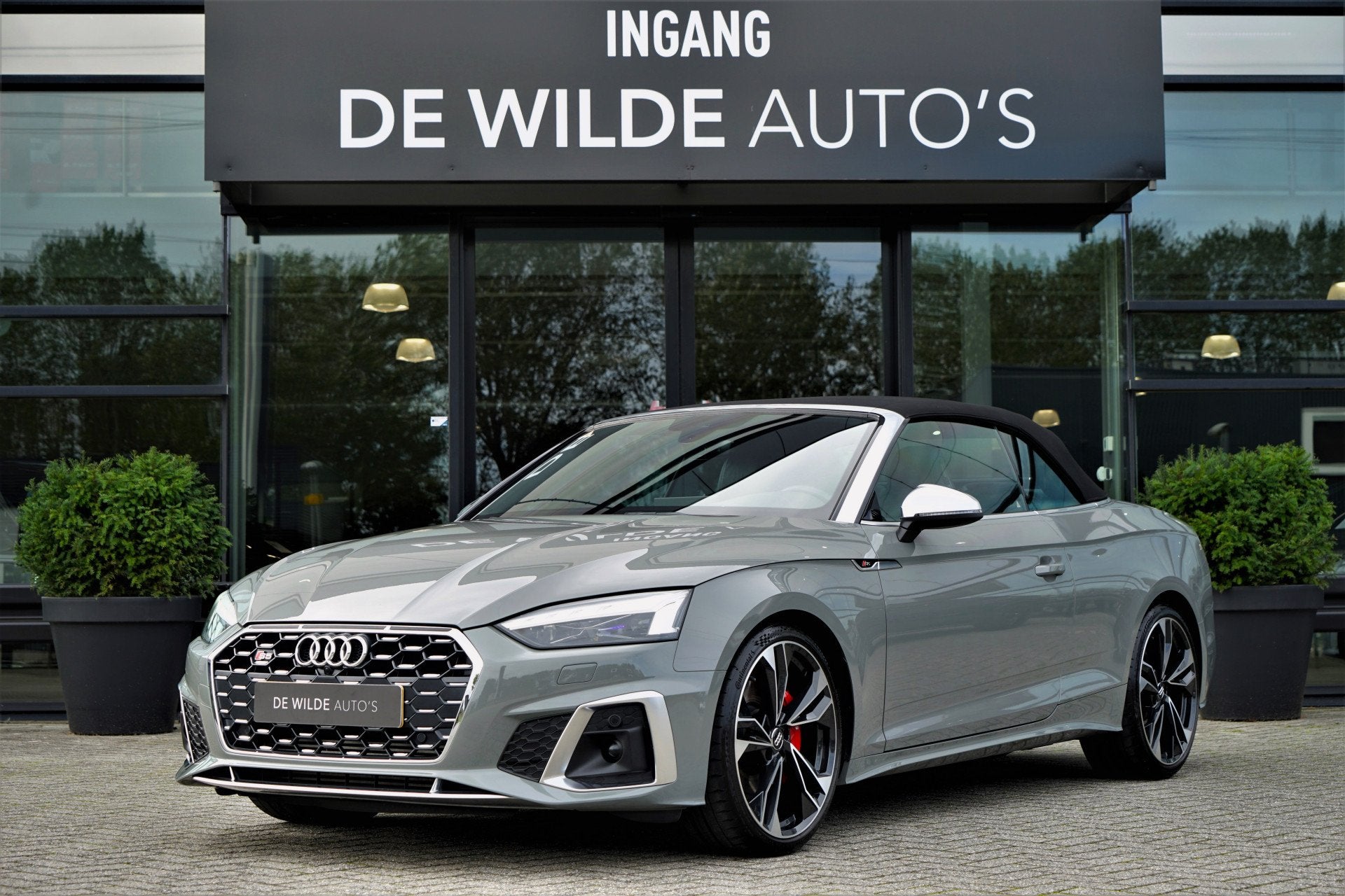Audi A5 Cabriolet 3.0 TFSI S5 quattro RS-seats Massage B&O L, Auto's, Automaat, Dealer onderhouden, Gebruikt, 2995 cc