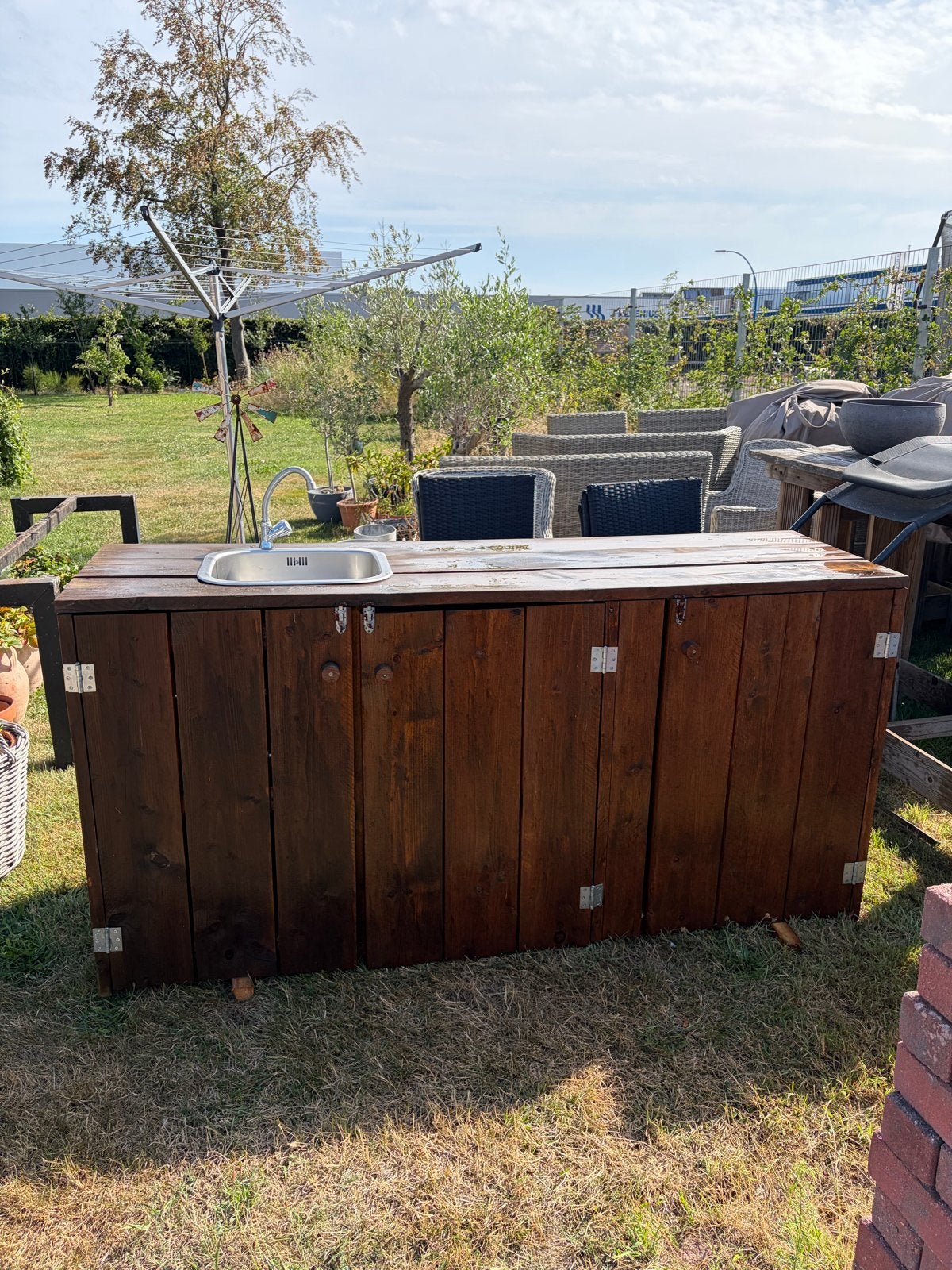 Zelfgemaakte houten buitenkeuken met wasbak en kraan, Tuin en Terras, Buitenkeukens, Ophalen, Gebruikt, Vrijstaand