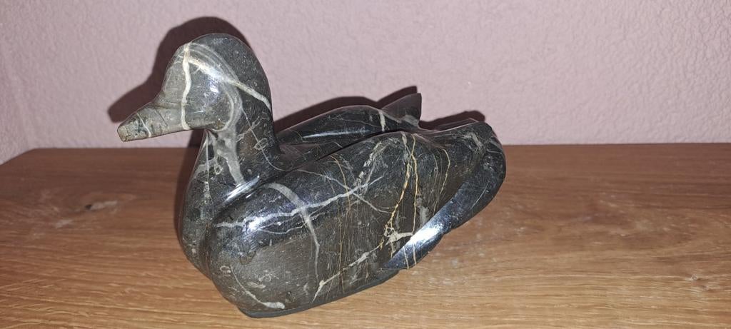 Decoratieve Eend van Steen - Uniek Marmeren Patroon, Minder dan 20 cm, Ophalen of Verzenden, Steen of Keramiek, Beeld