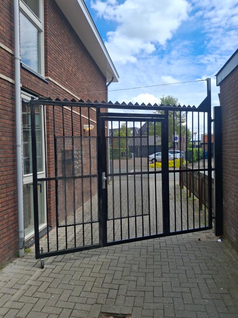 Ervaren constructiewerker maakt poorten en hekwerken op maat, Tuin en Terras, Met poort, Nieuw, Ophalen of Verzenden, Tuinhek