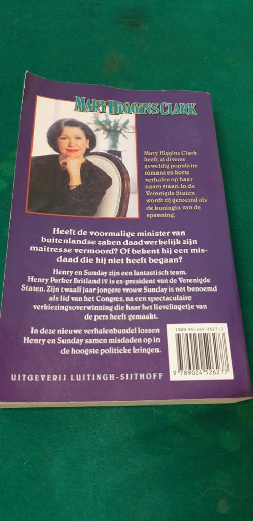 Boek zondagskind mary higgins clark, Ophalen of Verzenden