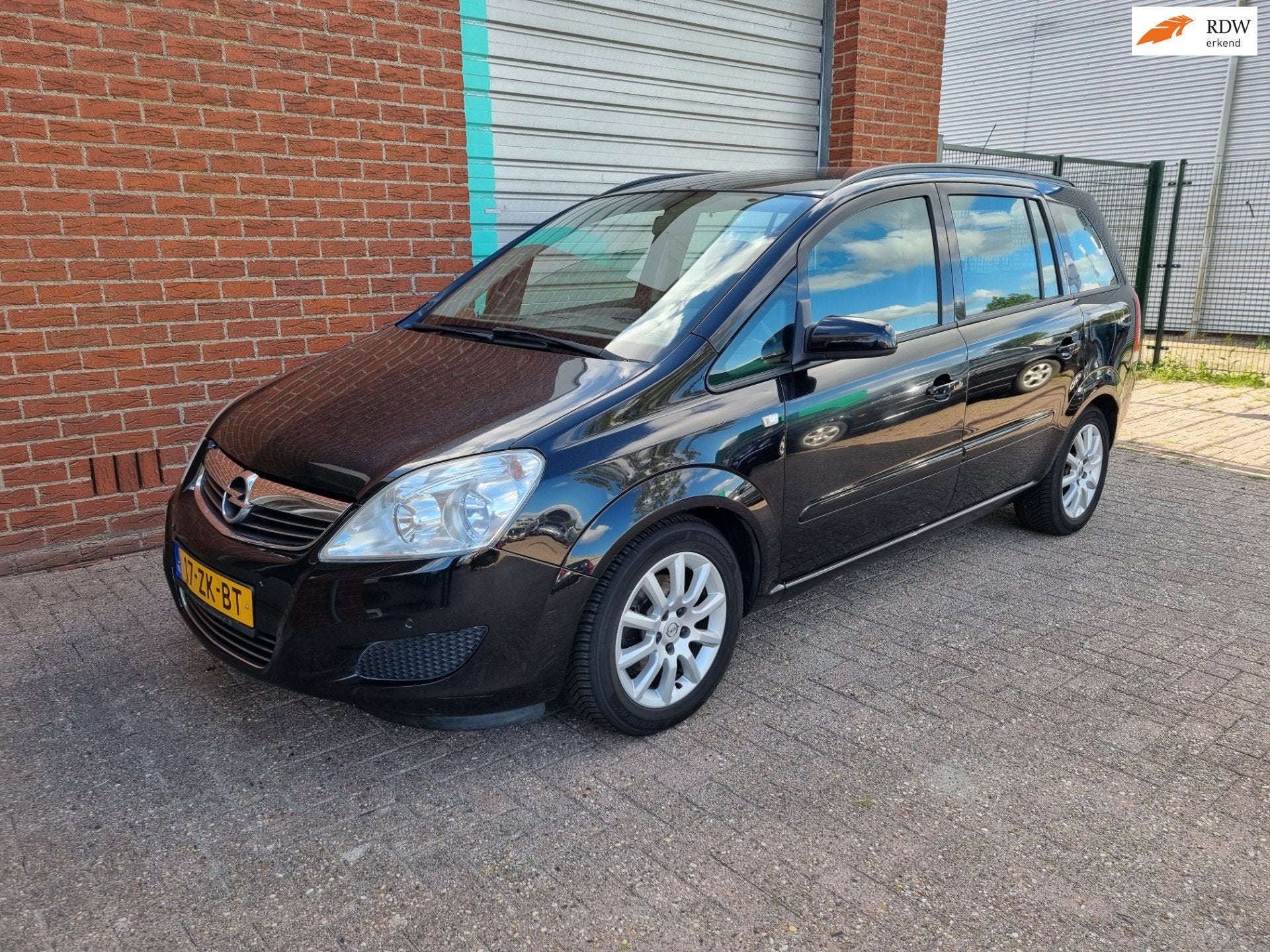 Opel Zafira 1.8 Business 7-Pers. Airco! Bj:2008 NAP!, Voorwielaandrijving, Gebruikt, 4 cilinders, Zwart