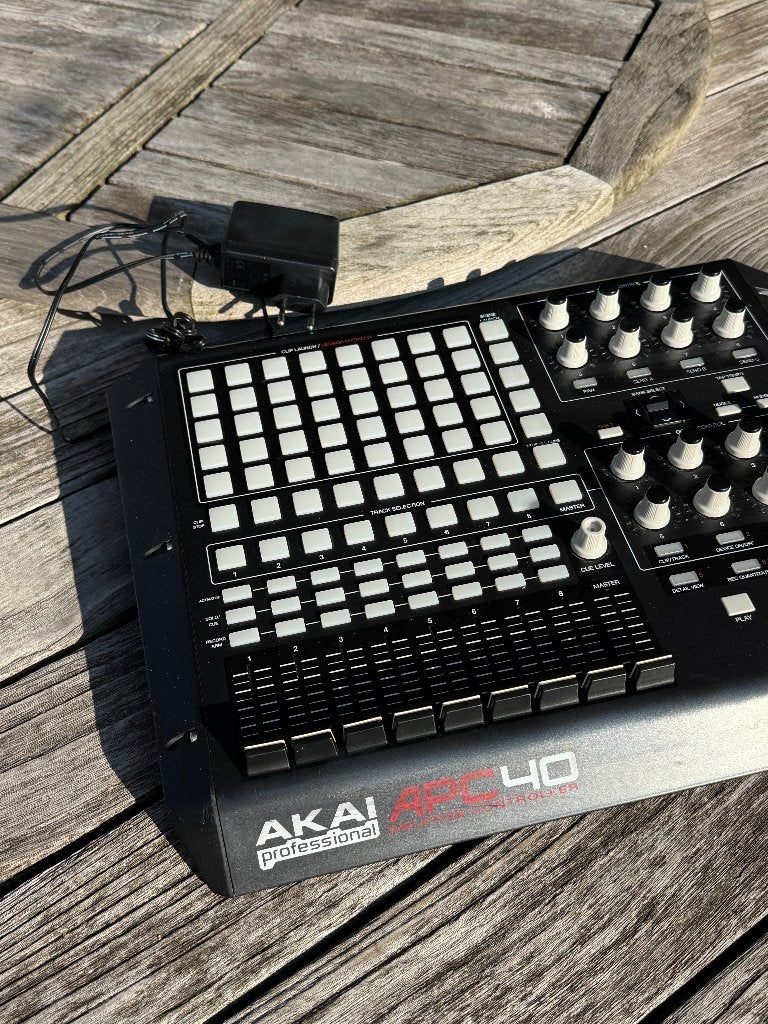 Akai APC40, Ophalen of Verzenden, Gebruikt, Audio