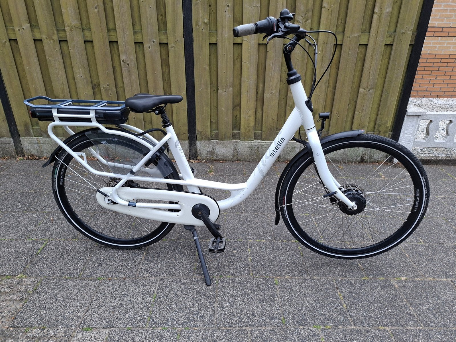 Mooie Stella Fiore Elektrische Fiets., Fietsen en Brommers, Elektrische fietsen, 47 tot 51 cm, Ophalen, Zo goed als nieuw, Overige merken