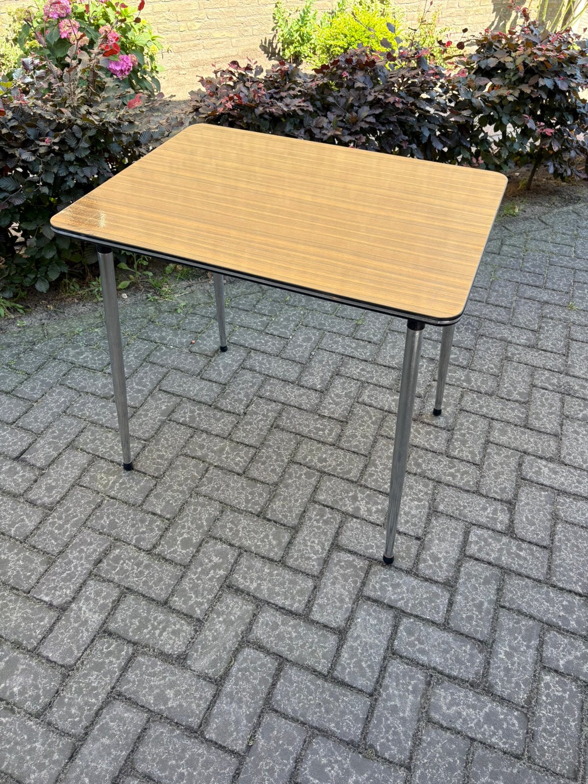 Brabantia tafel formica, Ophalen