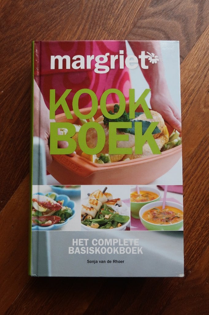 Margriet Kookboek Sonja van de Rhoer, Ophalen, Zo goed als nieuw, Nederland en België