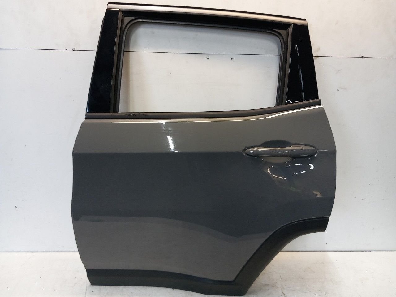 Portier links achter Jeep Compass, Jeep, Onderdelen@venauto.nl, Van der Ven Autorecycling B.V., Gebruikt