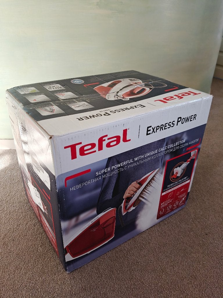 Stoomstrijkijzer Tefal SV8110, Witgoed en Apparatuur, Strijkijzers en Strijkplanken, Ophalen, Nieuw, Draadloos strijkijzer