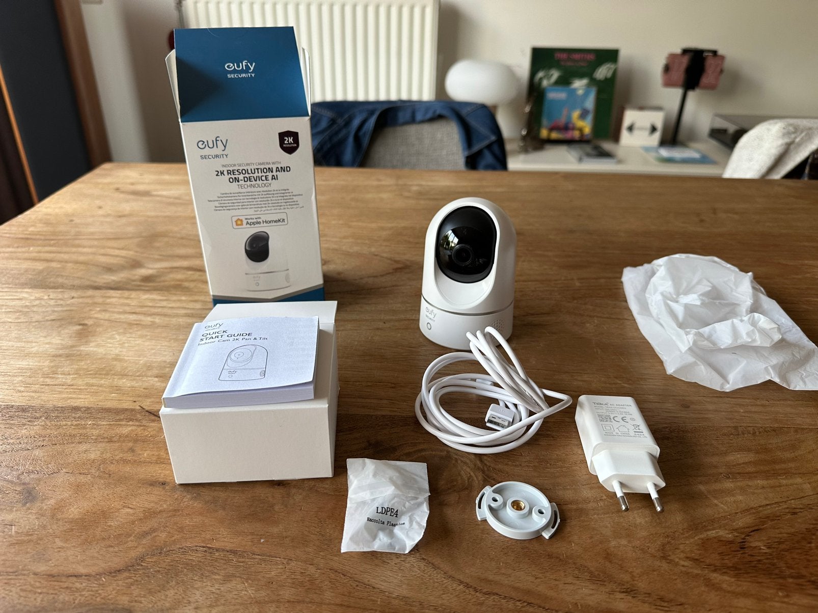Eufy Binnen Indoor Security Camera 2K AI (ongebruikt), Ophalen of Verzenden, Zo goed als nieuw, Binnencamera