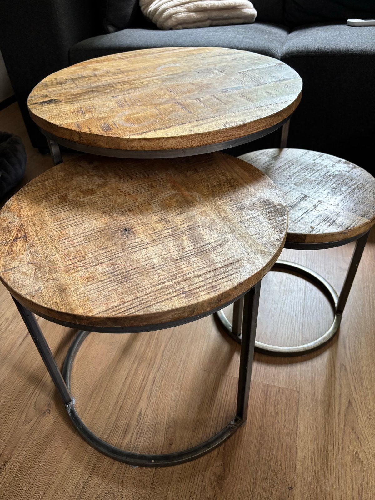 Set van 3 ronde mango houten bijzettafels, Ophalen, Minder dan 45 cm, Minder dan 55 cm, Gebruikt