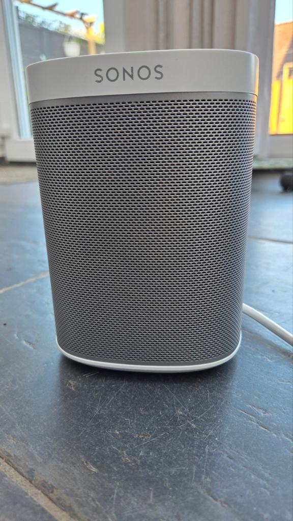 Sonos Play:1 - Compacte Smart Speaker, Ophalen of Verzenden, Zo goed als nieuw, Front, Rear of Stereo speakers, Sonos