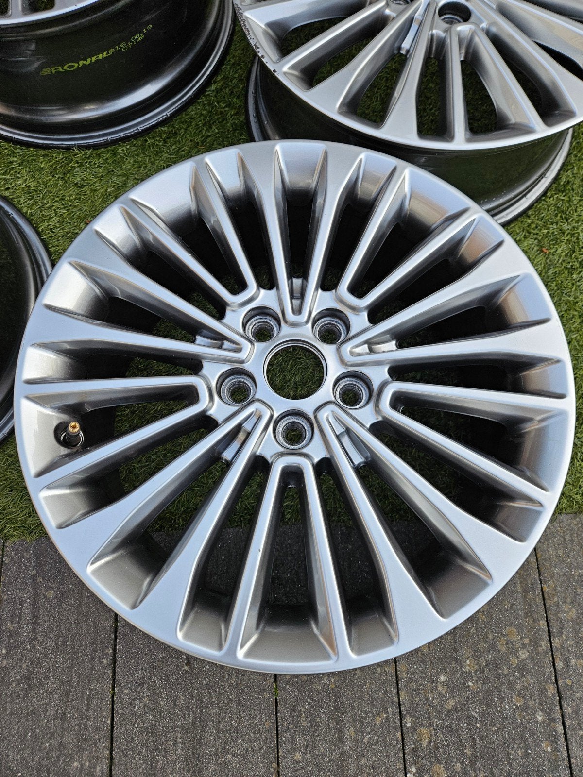 17 inch Velgen Ford Focus MK4 - Goede Staat (7J ET50), Ophalen, Gebruikt, Ford