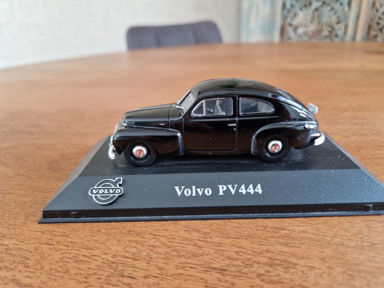 Verzameling van 4 gedetailleerde modelauto's en 1 vliegtuig, Ophalen of Verzenden, Zo goed als nieuw, Overige typen, Overige merken