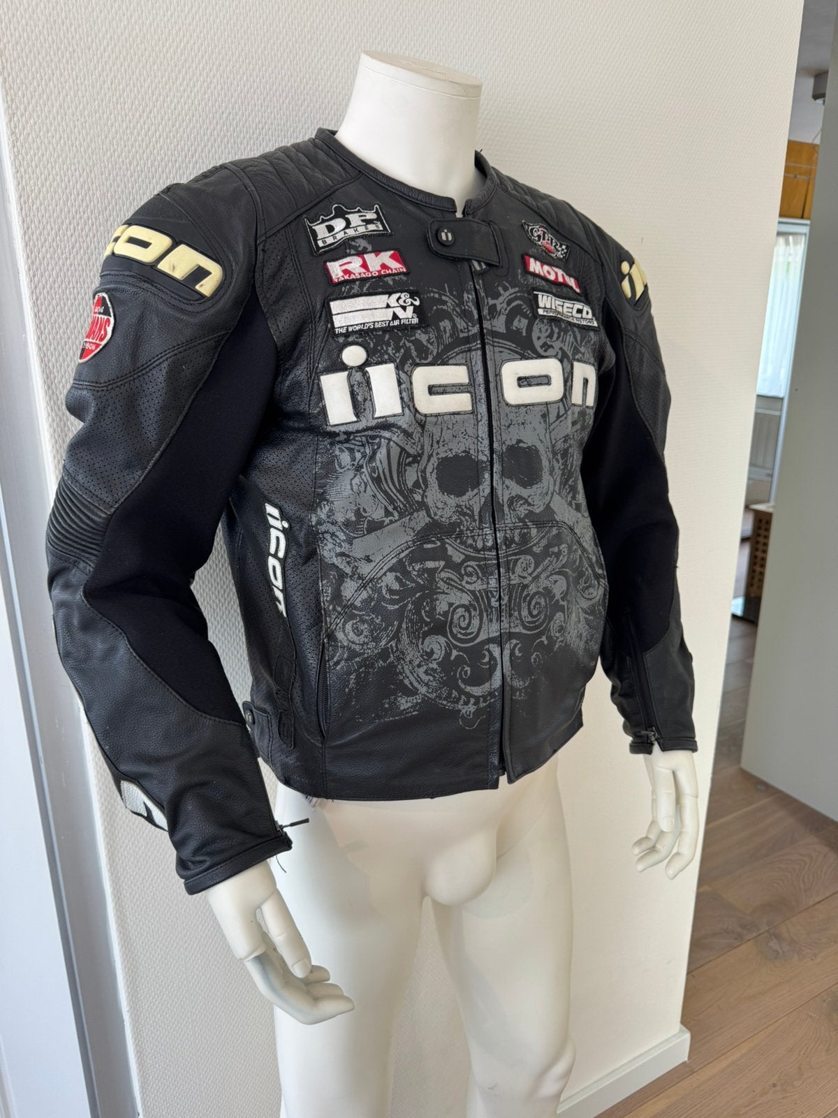 Icon Motorjas Leer met Uitneembare Voering en Beschermers, Ophalen of Verzenden, Tweedehands, Heren, Jas | leer