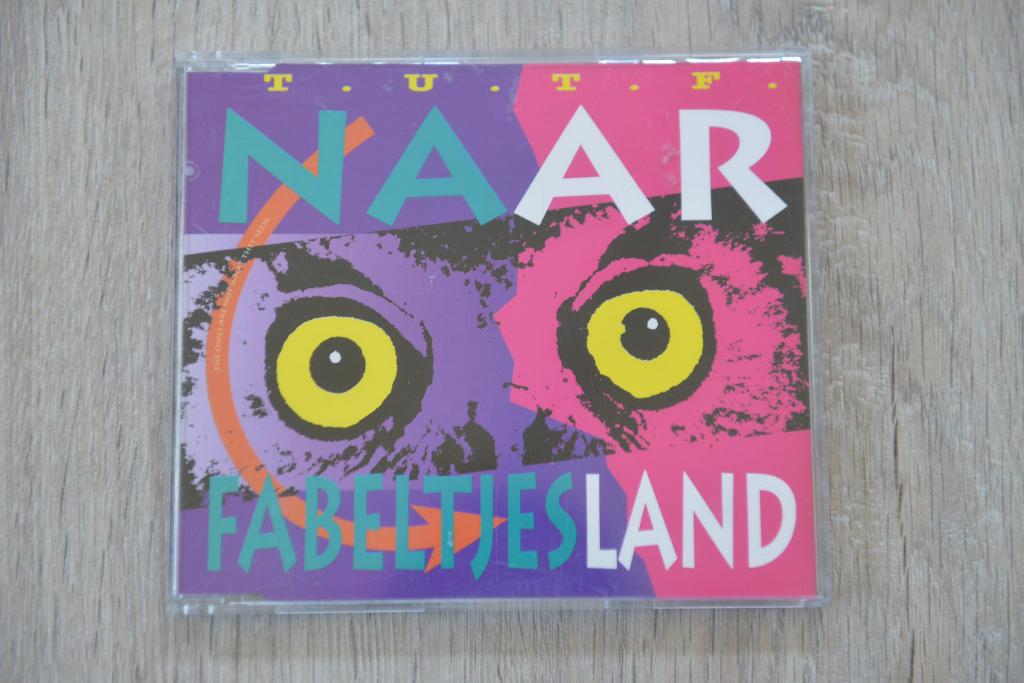 TURN UP THE FABELTJESKRANT = NAAR FABELTJESLAND 8 Track, Verzenden, Zo goed als nieuw, Pop