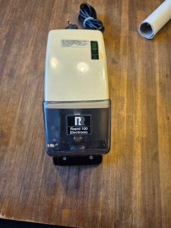 Rapid 100 Electronic nietmachine, Diversen, Ophalen of Verzenden