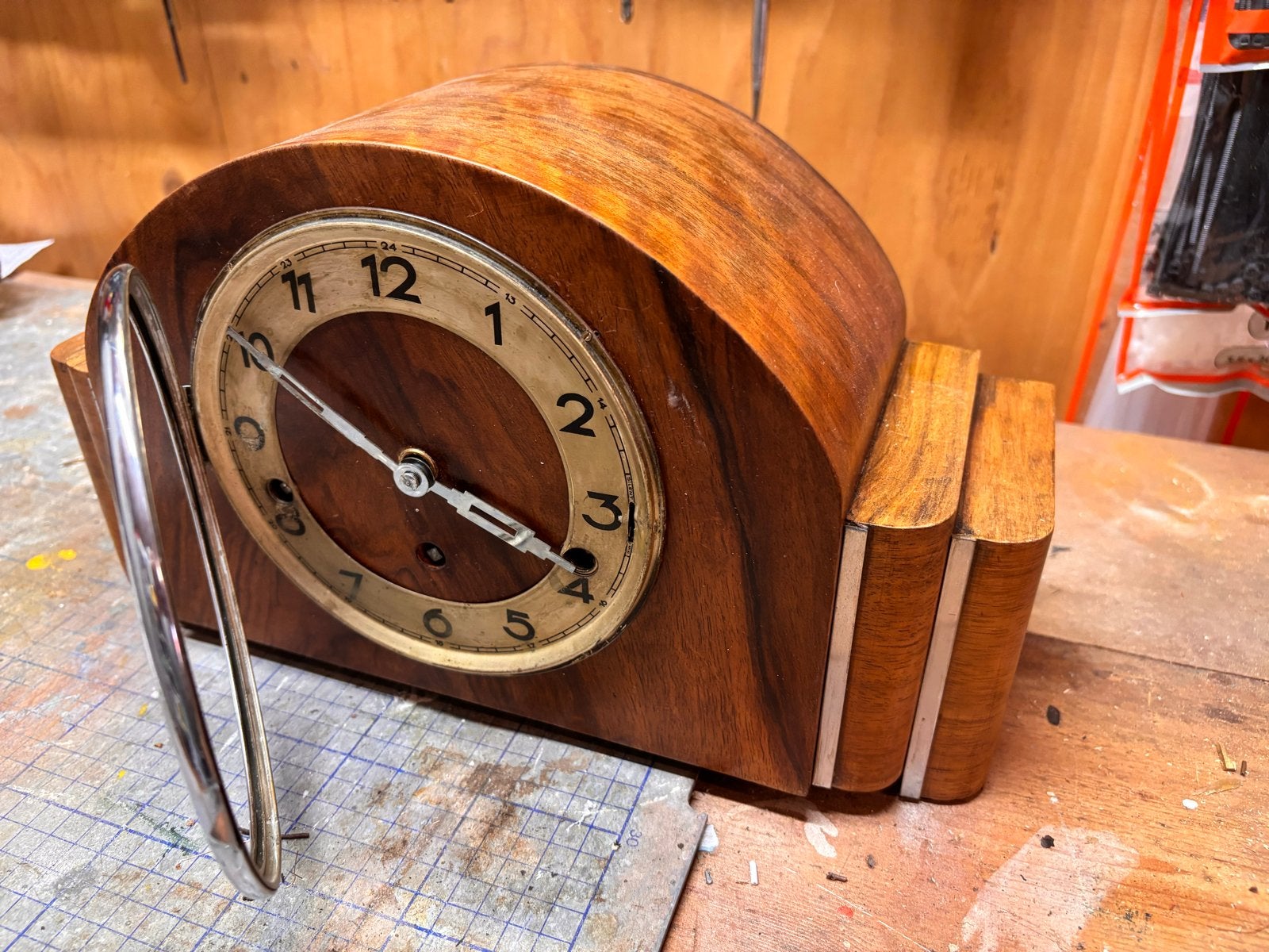 Pendule klok, Ophalen