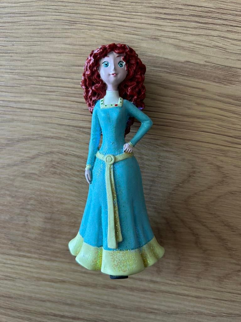 Disney Merida Brave beeldje figuur Disneyland Parijs, Verzamelen, Disney, Zo goed als nieuw, Beeldje of Figuurtje, Overige figuren
