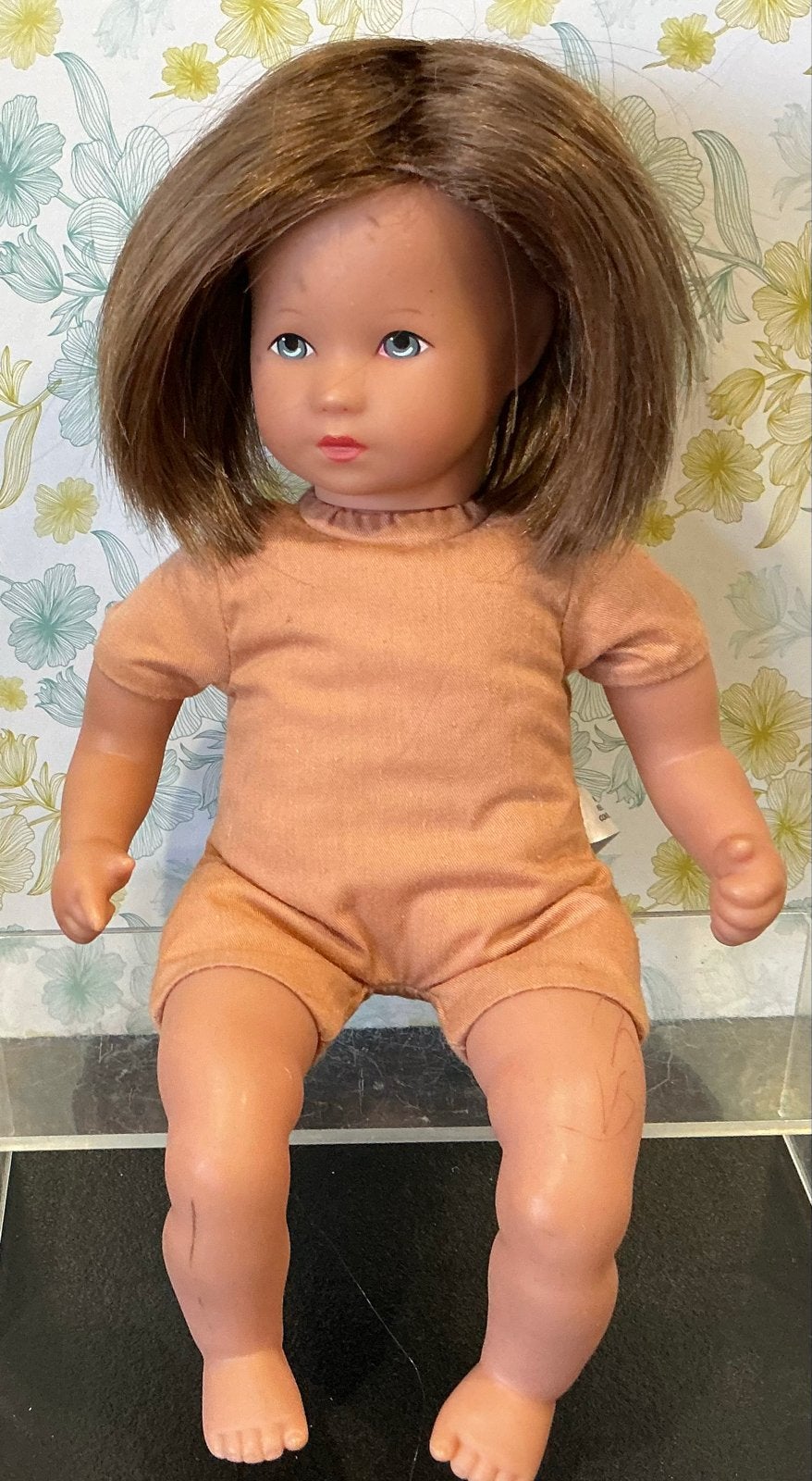 Vintage Babypop van  Kathe Kruse, Mein Gluck. Bruine haren., Verzamelen, Poppen, Verzenden, Gebruikt, Babypop