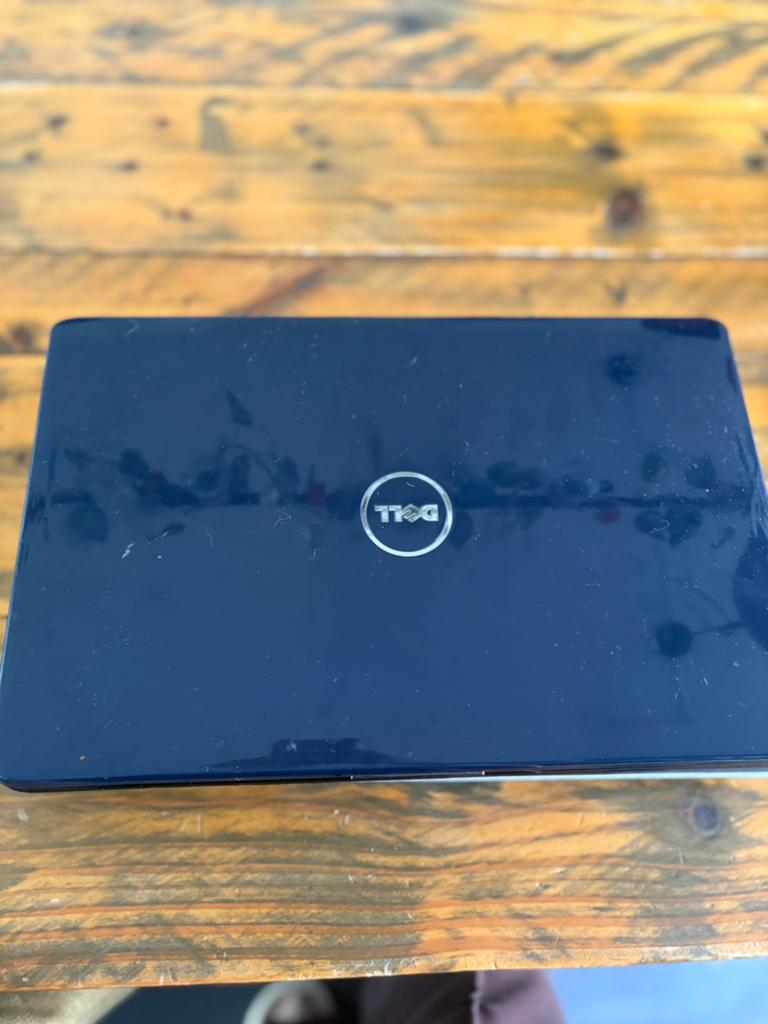 Dell latop, Computers en Software, Ophalen, 15 inch, 2 tot 3 Ghz