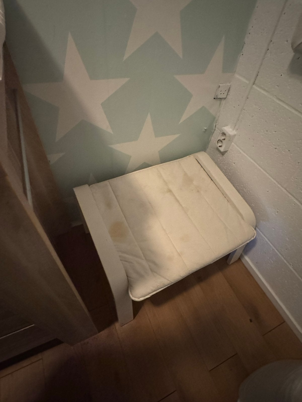 Ikea Poäng stoel met voetenbankje (zonder hoes), Ophalen, Gebruikt, Wit, Eén