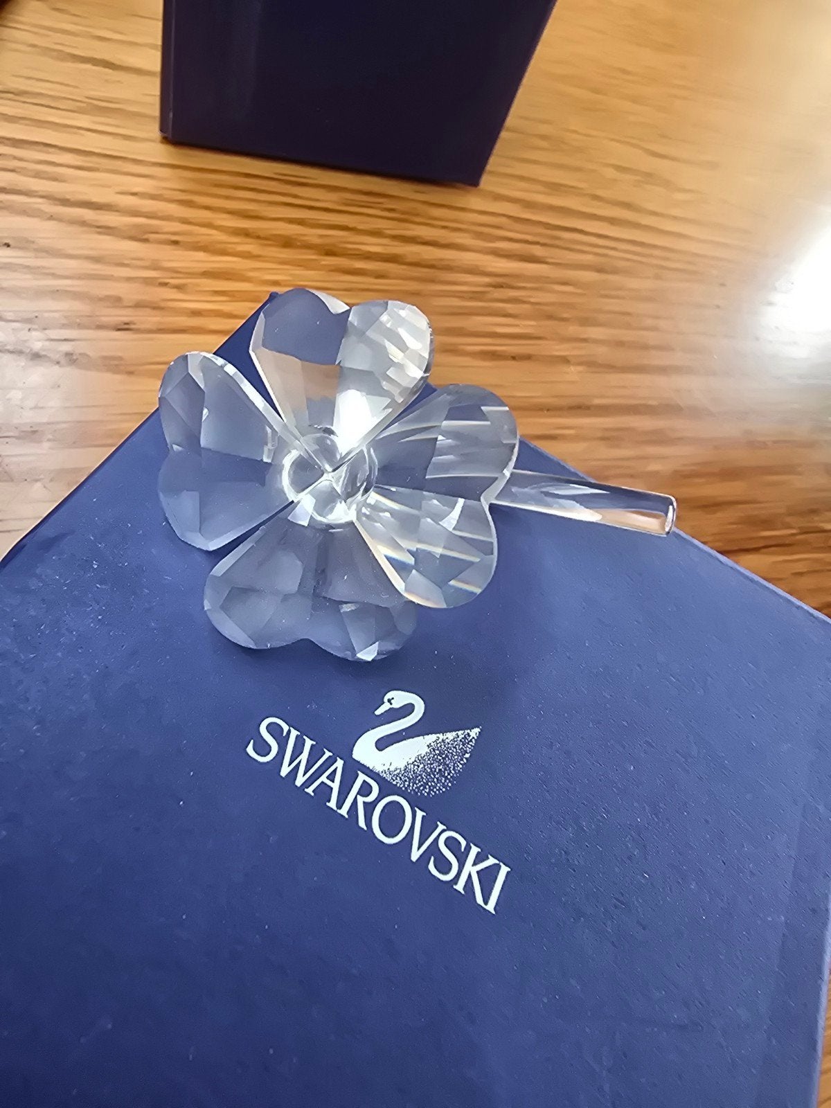 Swarovski Kristal Klavertje Vier Geluksbrenger, Ophalen of Verzenden, Zo goed als nieuw, Figuurtje