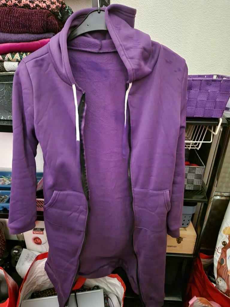 Nieuwe Paarse hoodie lang vest met capuchon mt. 38/40, Maat 38/40 (M), Paars, Nieuw, Ophalen of Verzenden