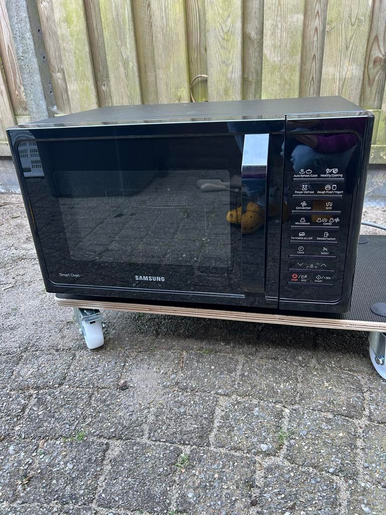Samsung Smart Oven combimagnetron (glasplaat ontbreekt), Ophalen, Gebruikt, 200 liter of meer, 160 cm of meer