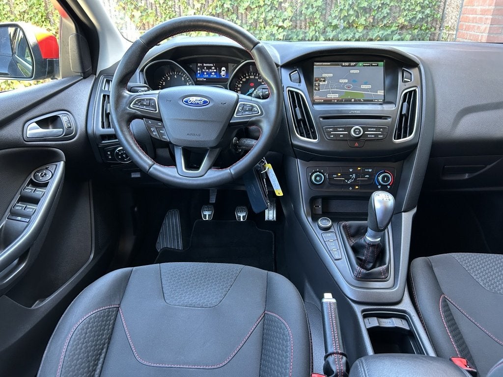 Ford FOCUS Wagon 1.5 150pk Black Edition Navi, 18” LMV NL-, Focus, Stof, Euro 6, 4 cilinders