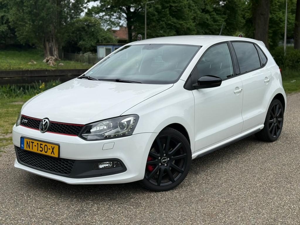Volkswagen Polo 1.4 GTI 132KW DSG 2012 Wit, Stof, 1169 kg, Zwart, 4 cilinders