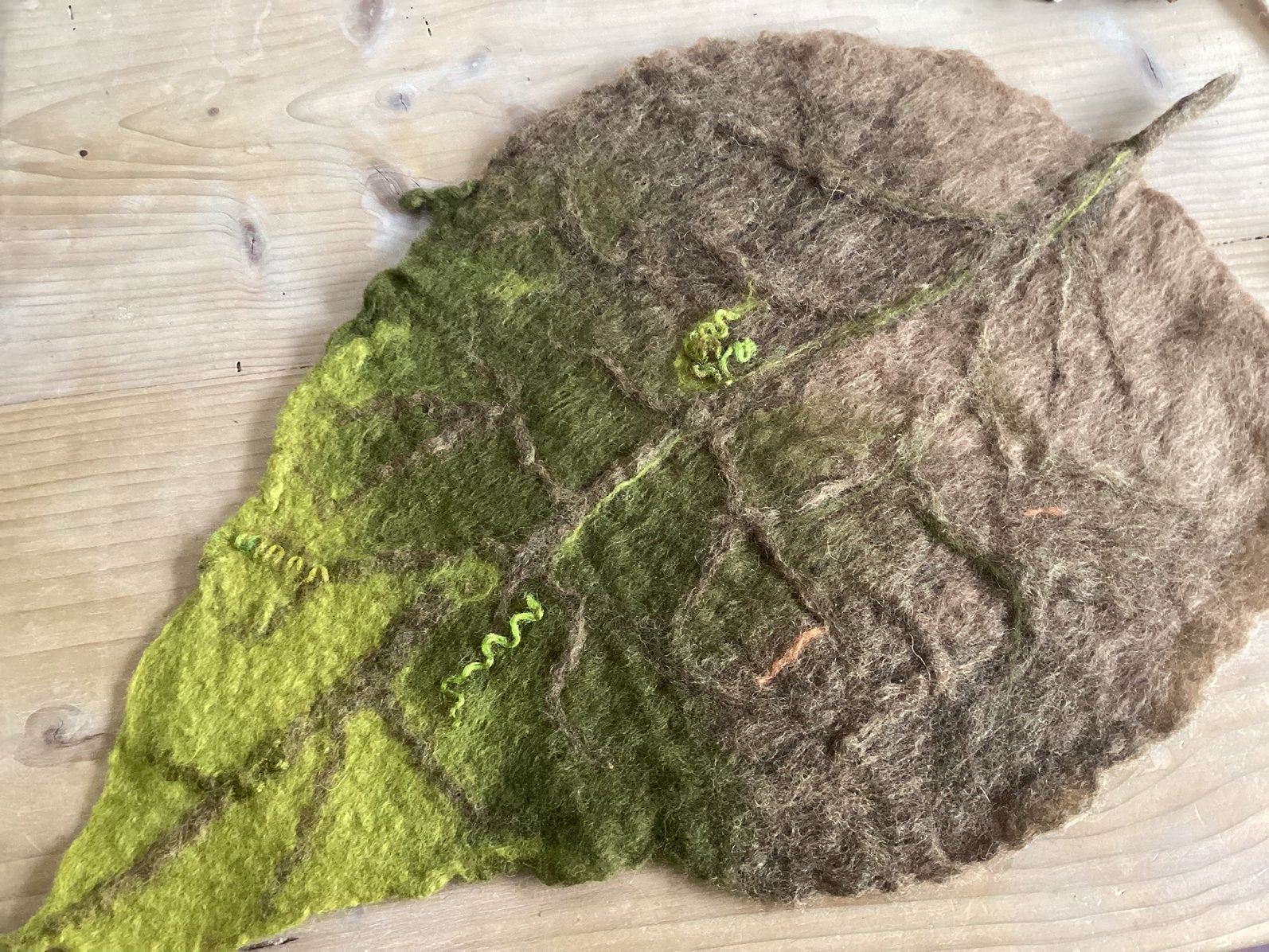 Groot Deco Herfstblad handgevilt, Ophalen, Nieuw, Gebruiksvoorwerp, Wolvilt
