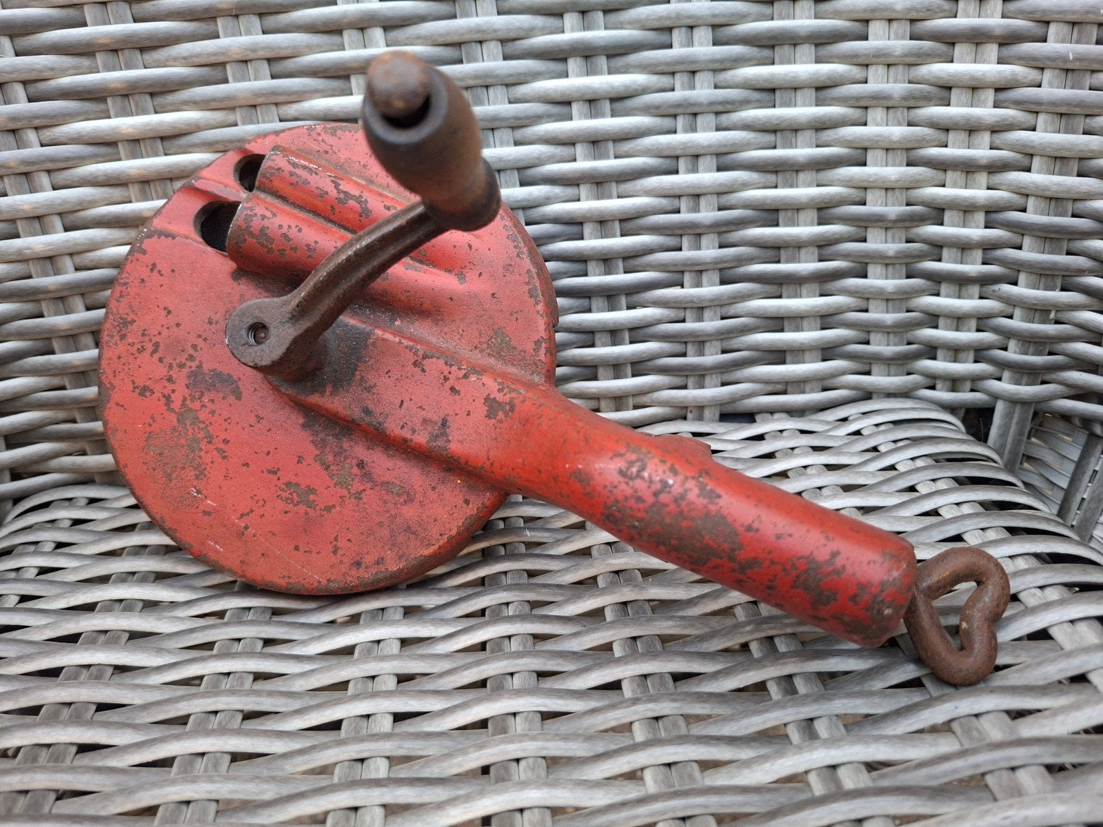 Vintage snijbonenmolen - Rood gietijzer, Ophalen