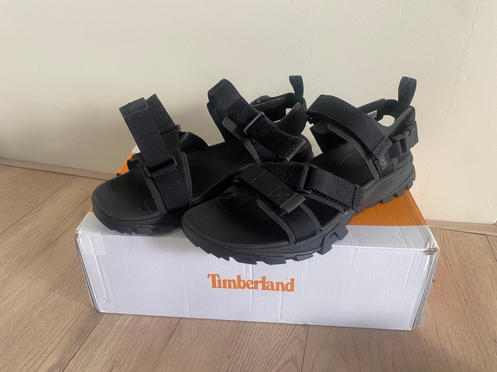 Timberland Sandalen L45 R44, Sandalen, Zwart, Nieuw, Ophalen of Verzenden
