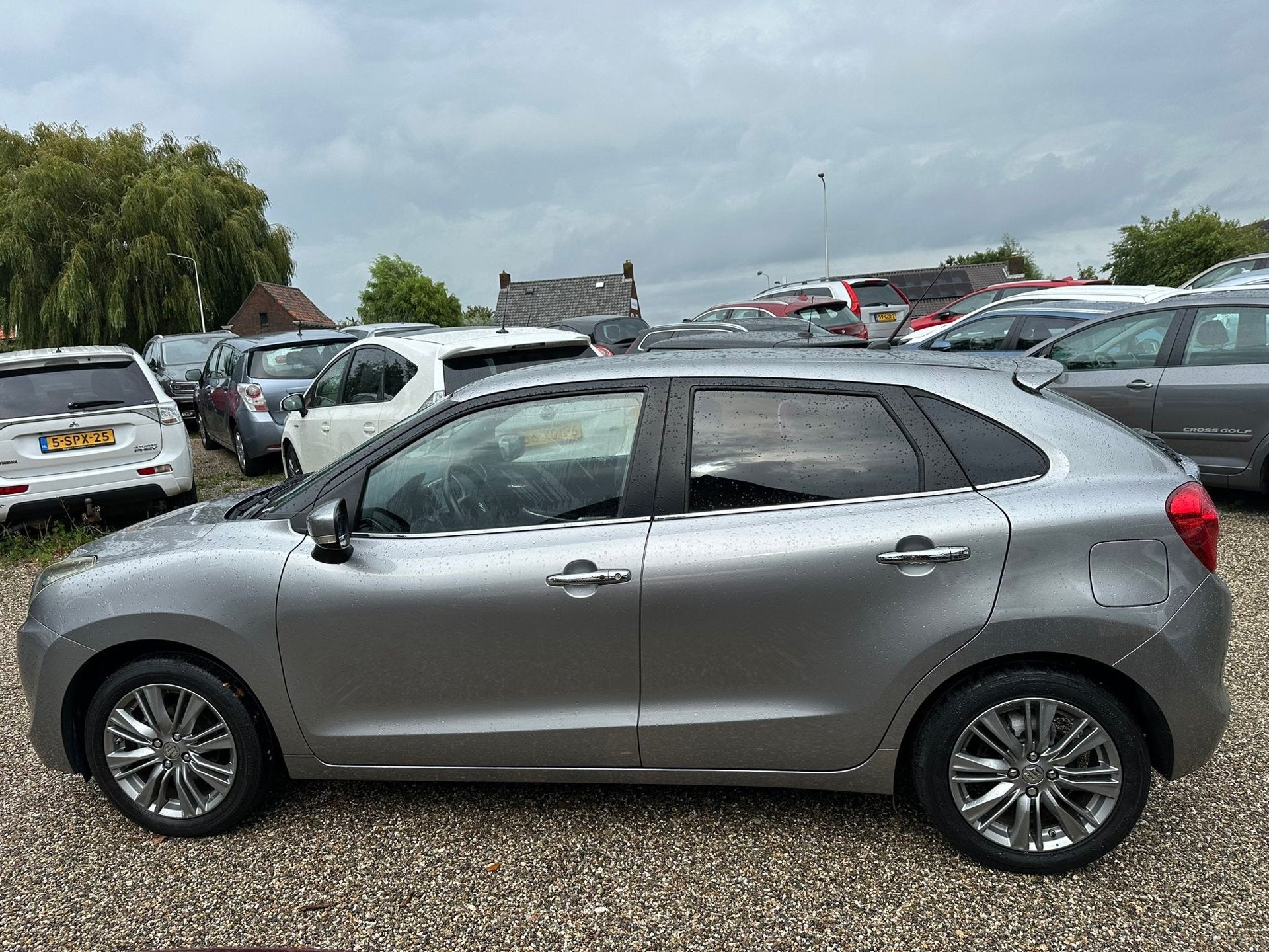 Suzuki Baleno 1.2 Smart Hybrid High Executive Carplay Camera, Auto's, Voorwielaandrijving, Dealer onderhouden, Gebruikt, 4 cilinders