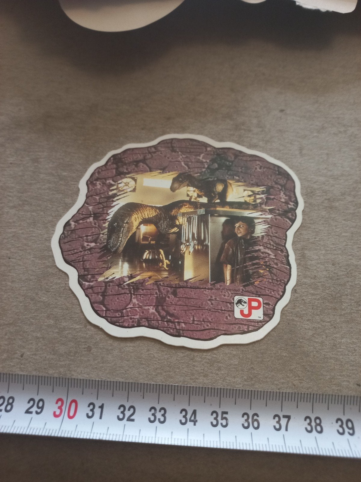 Vintage Jurassic Park Sticker - Raptor Scene, Ophalen of Verzenden