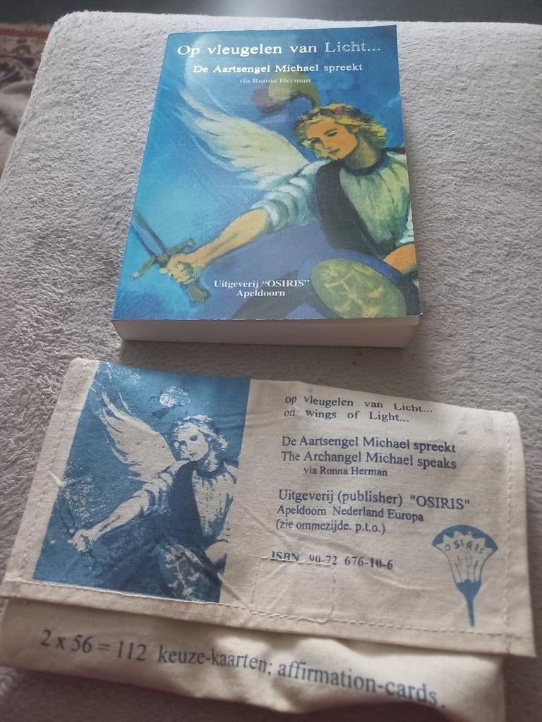 R. Herman - Op vleugelen van licht + kaarten, Achtergrond en Informatie, Tarot of Kaarten leggen, Ophalen of Verzenden, Zo goed als nieuw