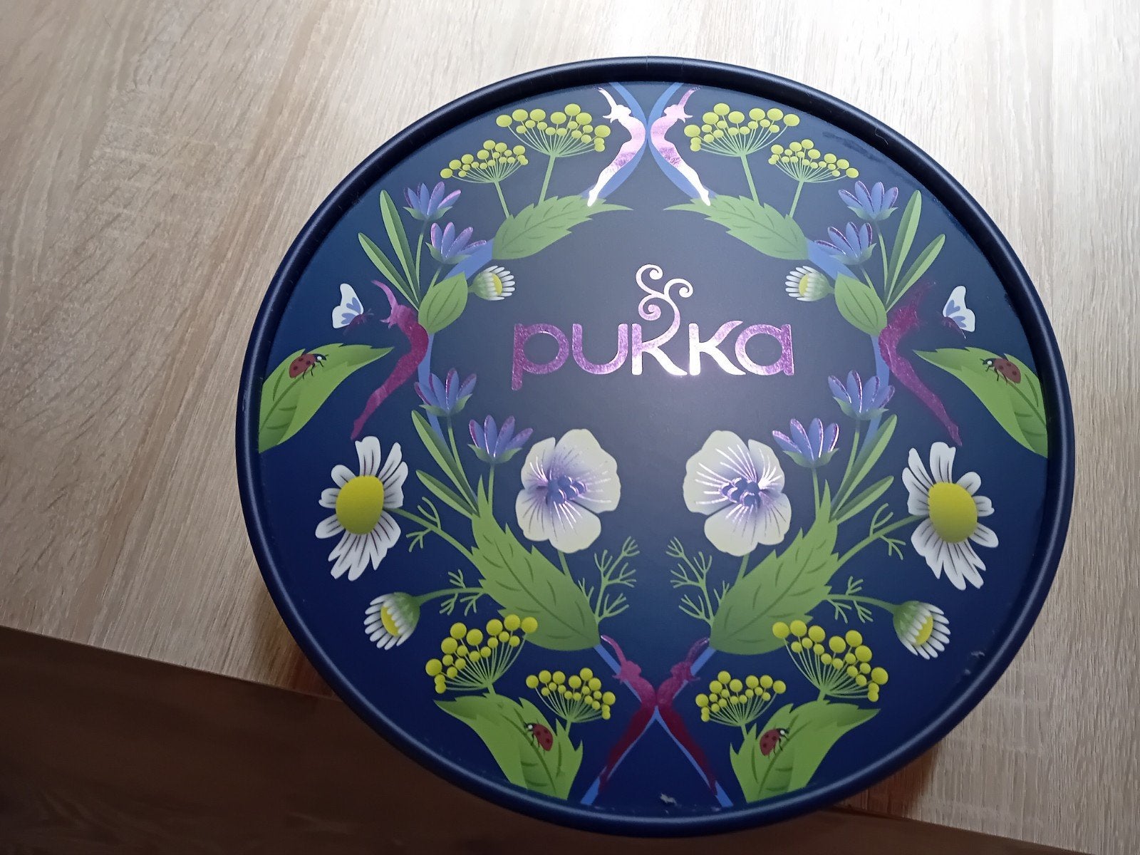nieuwe Pukka doos met heerlijke thee., Ophalen