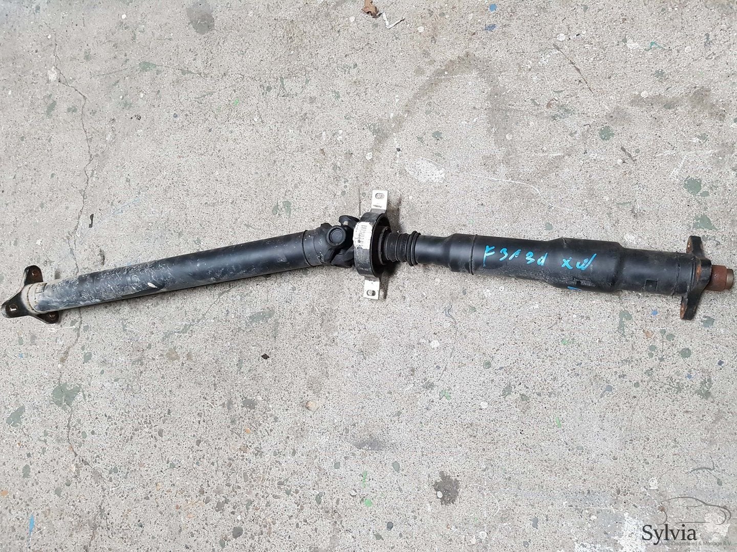 Cardanas N57D30 BMW 3 / 4 Serie F30 F31 F32 F33 F36 8608536, Auto-onderdelen, Transmissie en Toebehoren, Gebruikt, Ophalen of Verzenden