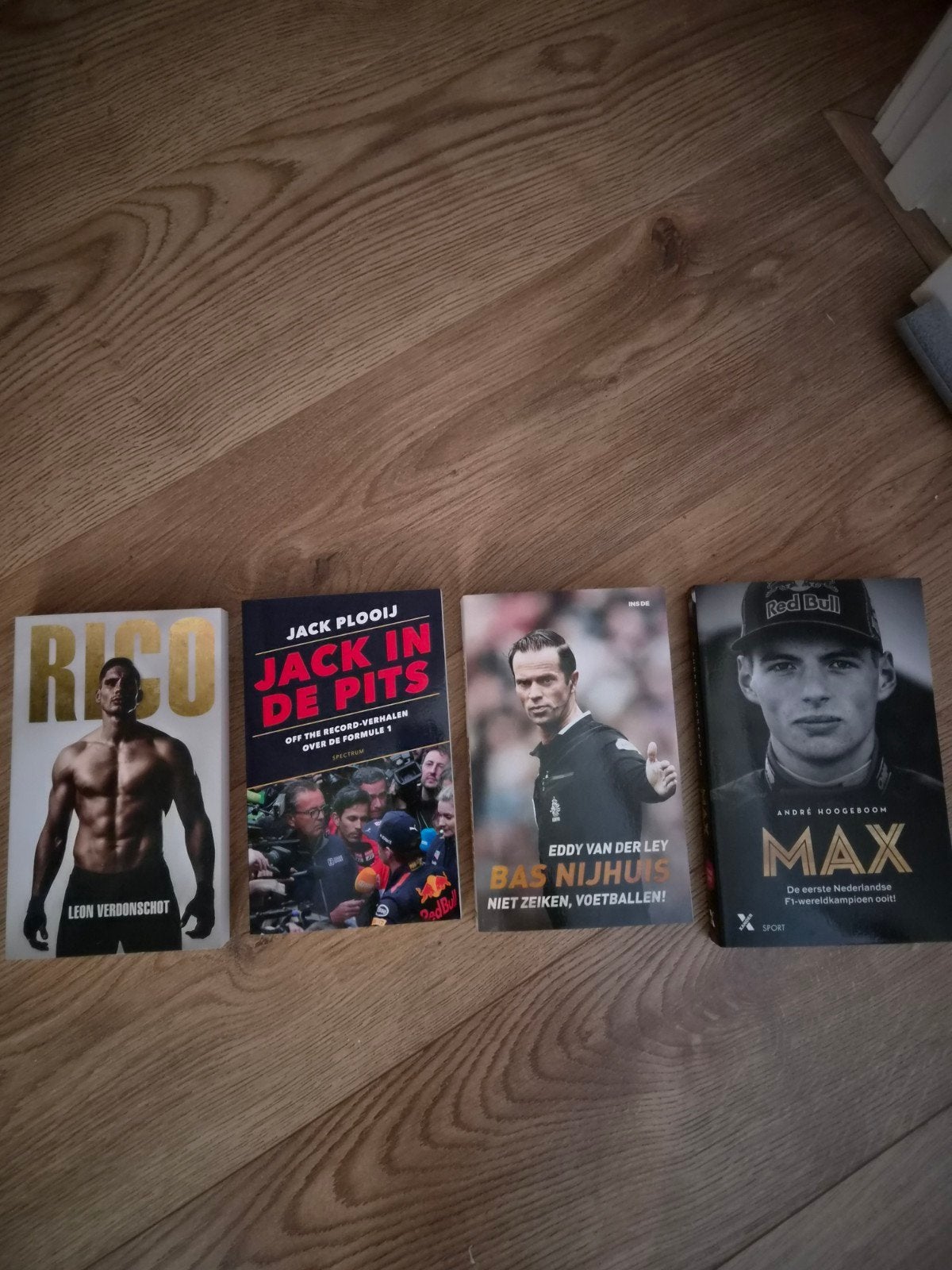 Boeken  4 stuks!, Ophalen
