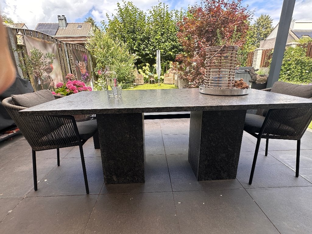 Tuintafel vol graniet, Tuin en Terras, Ophalen, Gebruikt, Rechthoekig, Overige materialen
