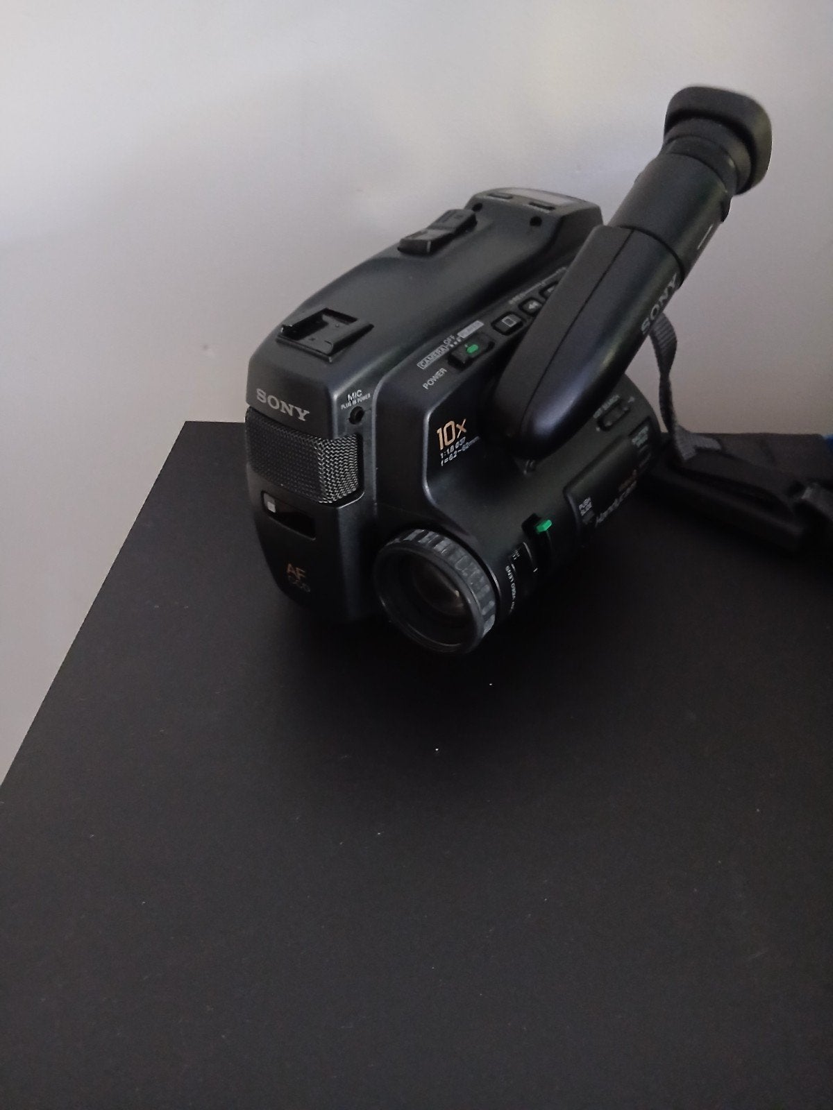 Sony Video8 Handycam CCD-TR60E - Vintage Videocamera, Audio, Tv en Foto, Videocamera's Analoog, Ophalen of Verzenden, 8mm, Camera