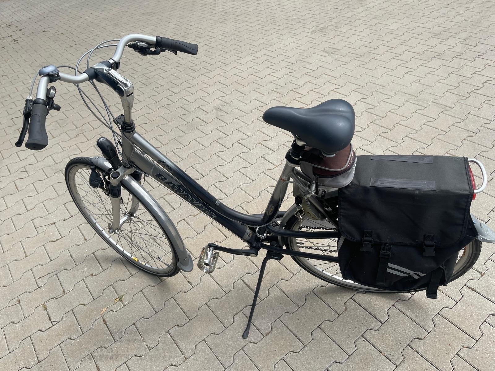 Batavus damesfiets met versnellingen en fietstassen, Gebruikt, Velgrem, Versnellingen, Batavus