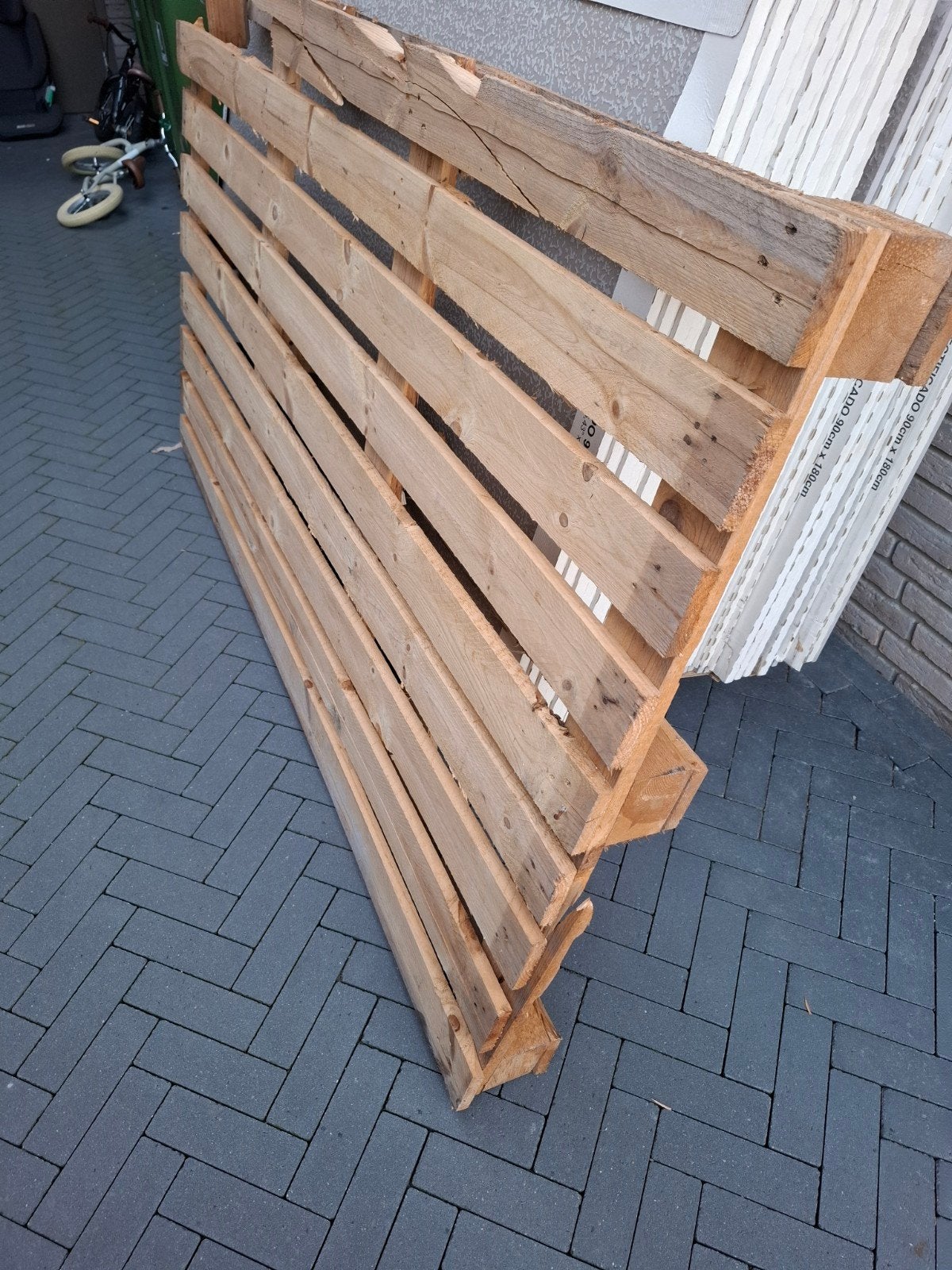 Gratis 4 pallets  en andere spullen, Ophalen, Minder dan 3 meter, Hout, 1 tot 2 meter